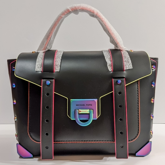 Michael Kors Handbags - 🆕 MICHAEL KORS Manhattan School Satchel